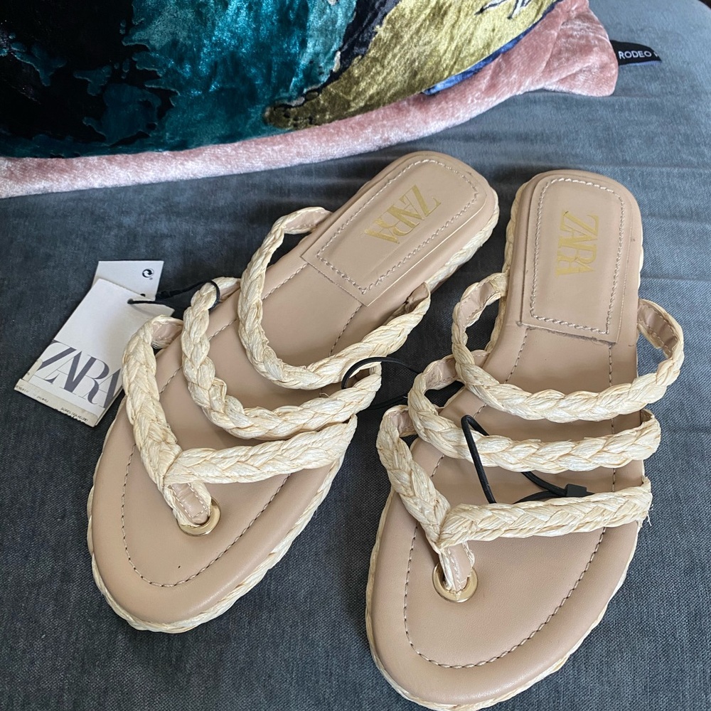 NWT Zara Women's Straw Braided Sandals